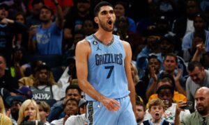 Santi Aldama prolonge 3 ans aux Grizzlies